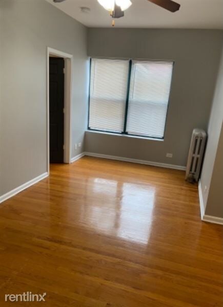 Foto del edificio - 7254 S Jeffery Blvd