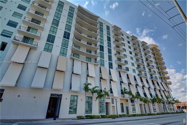 Building Photo - 140 S Dixie Hwy