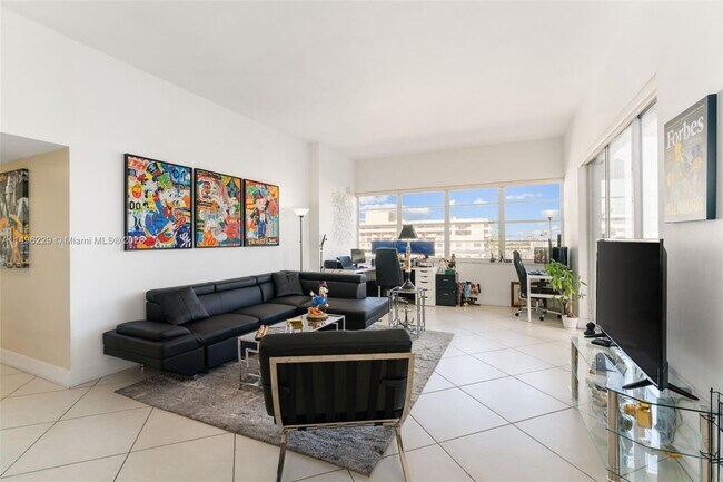 Foto del edificio - 18081 Biscayne Blvd