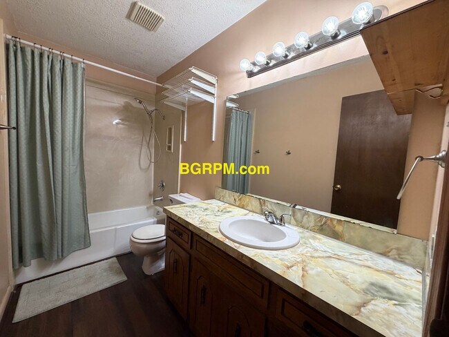 Building Photo - 1804 Bobbitt Ln