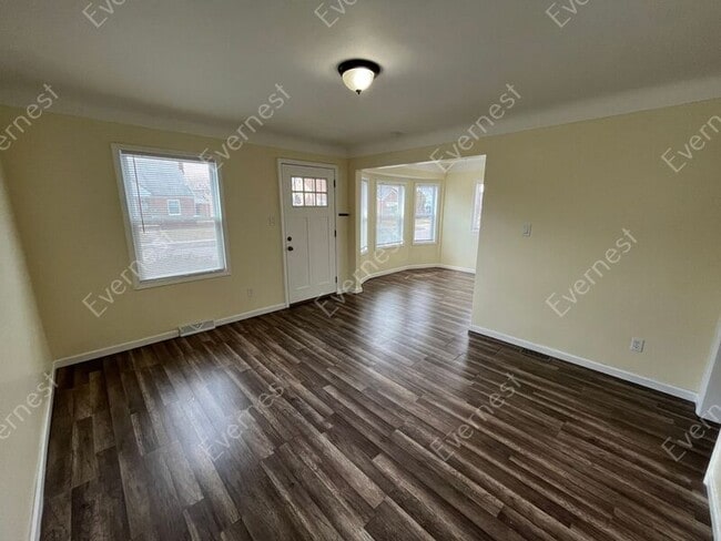 Building Photo - 20440 Gallagher St
