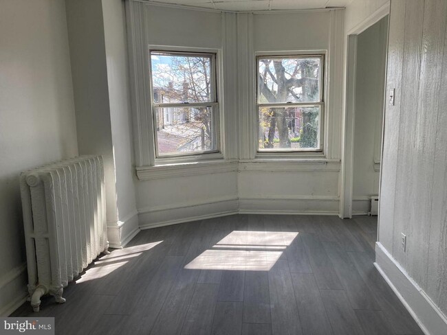 Building Photo - 1682 Harrison St