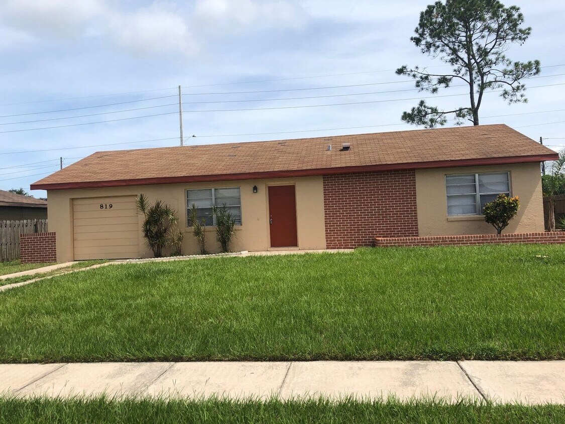 Primary Photo - Meadow Woods Home