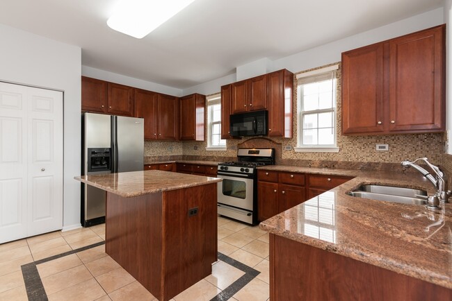 Building Photo - 10786 Sawgrass Ln