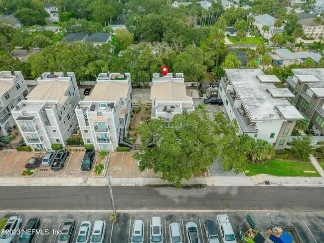 Foto del edificio - 339 Ahern St