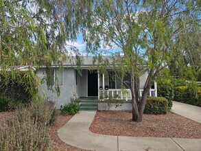 Building Photo - 320-322 Foothill Blvd