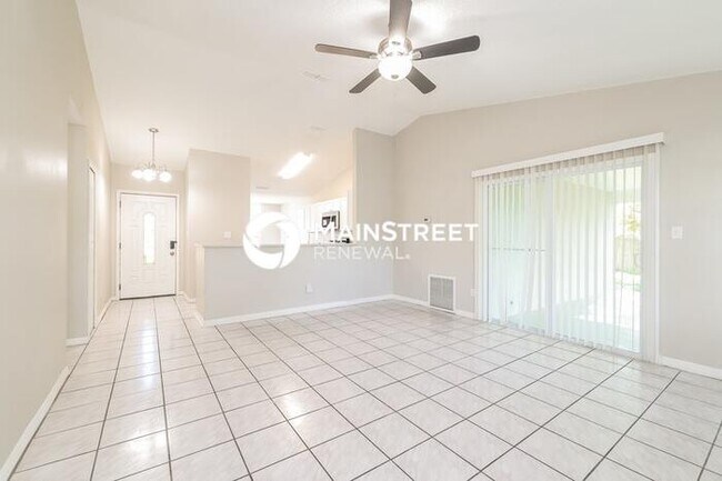 Foto del edificio - 3 Bedroom Pet-Friendly Home in ORLANDO, FL with Main Street Renewal