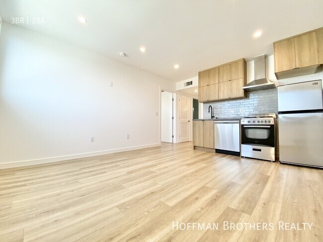 Foto del edificio - 233 Rosemont Ave