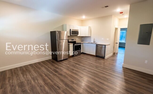 Foto del edificio - 5407 Hixson Pike