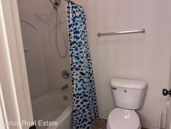 Foto del edificio - 4 br, 2 bath House - 4415 E Peach tree Drive