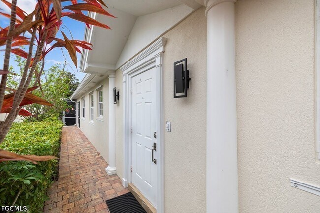 Foto del edificio - 15382 Queen Angel Way