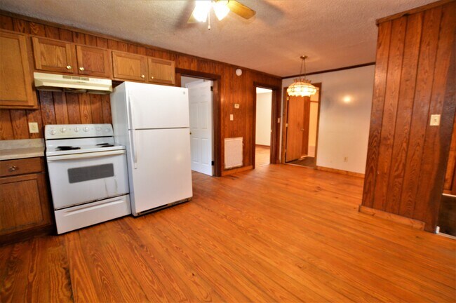 Foto del edificio - 1740 Ashville Rd