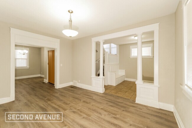 Foto del edificio - 3010 E 27th St