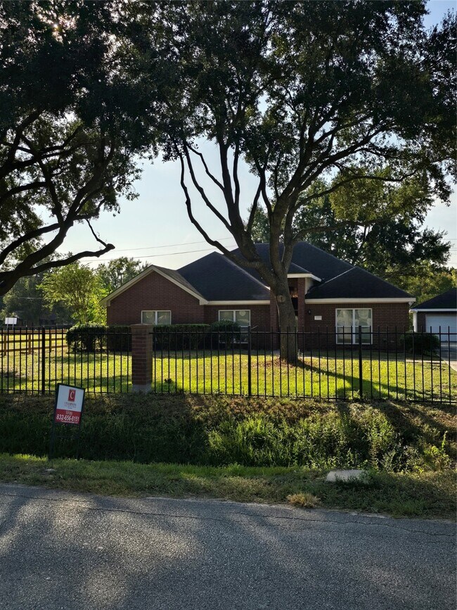Foto del edificio - 11207 Iberia Dr
