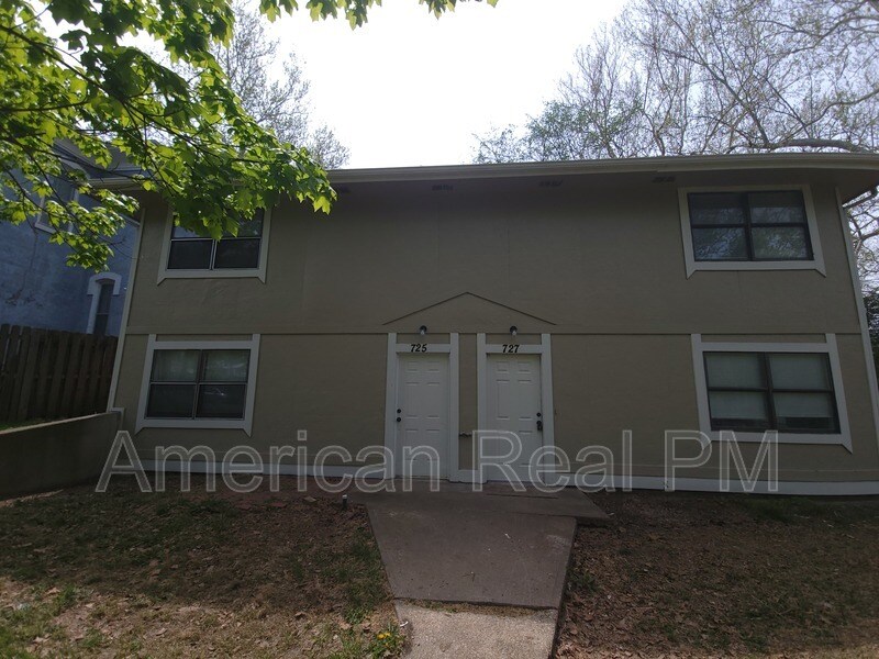 727 Chestnut St, Leavenworth, KS 66048 House Rental in Leavenworth