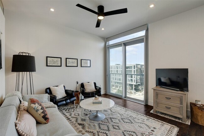 Foto del edificio - 501 West Ave