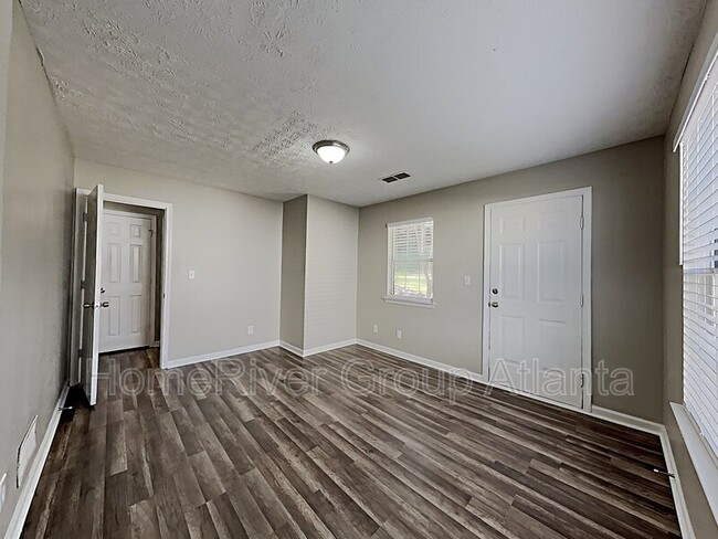 Building Photo - 12259 Cypress Way