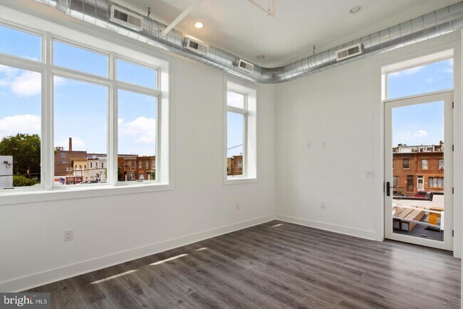Foto del edificio - 1705 Jackson St