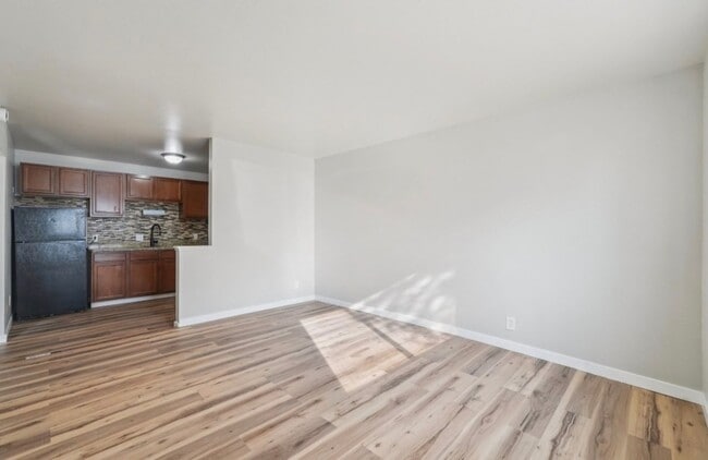 Building Photo - 3341 E Fountain Blvd