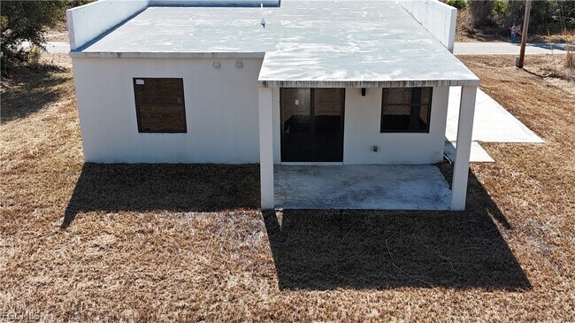 Building Photo - 1135 Randletree St E