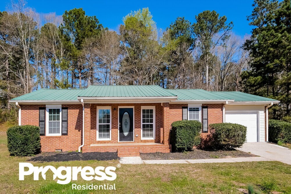 204 Rainey Brooke Dr, Winder, GA 30680 House Rental in Winder, GA