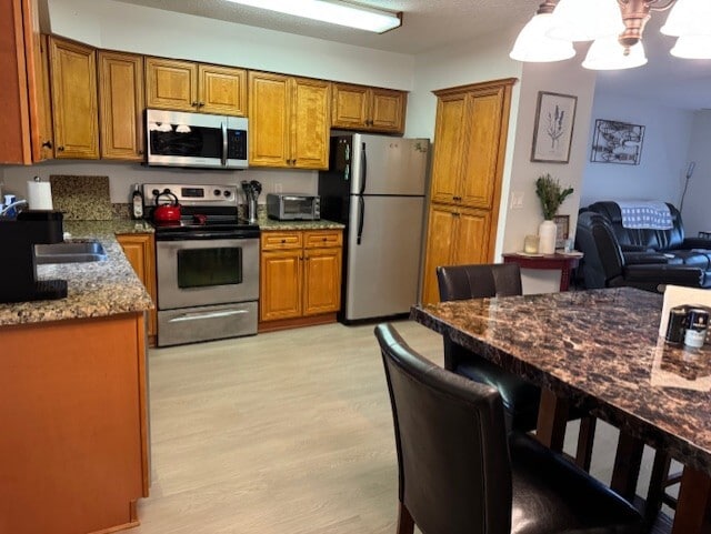 Building Photo - 111 Villaway