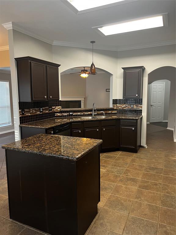 Building Photo - 31439 Camden Village Dr