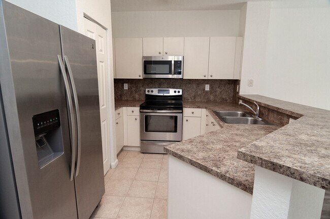 Cocina - 5108 SE Mariner Garden Cir