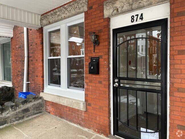 Building Photo - 874 Wynnewood Rd