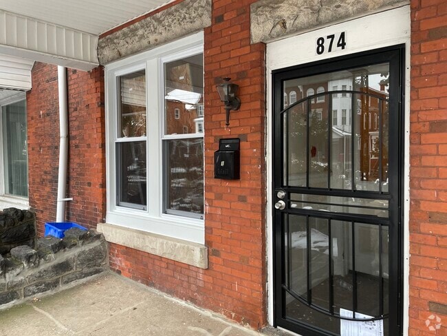 Building Photo - 874 Wynnewood Rd