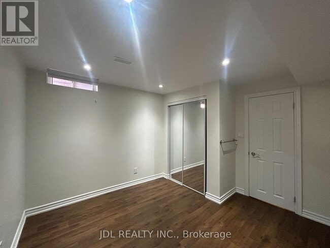 Building Photo - 36 Bendamere Crescent
