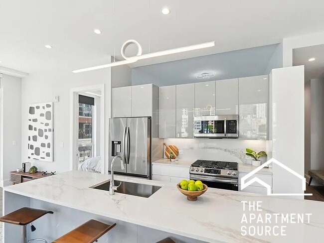 Photo - 812 W Adams St Apartment