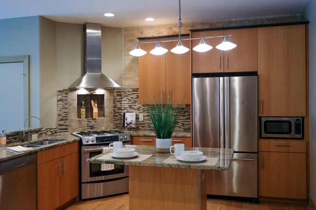 Foto del edificio - Downtown Midland Main Street Loft $1800/month