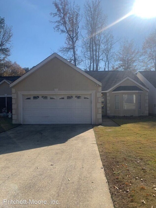 Foto principal - 3 br, 2 bath House - 5117 Woodland Trace