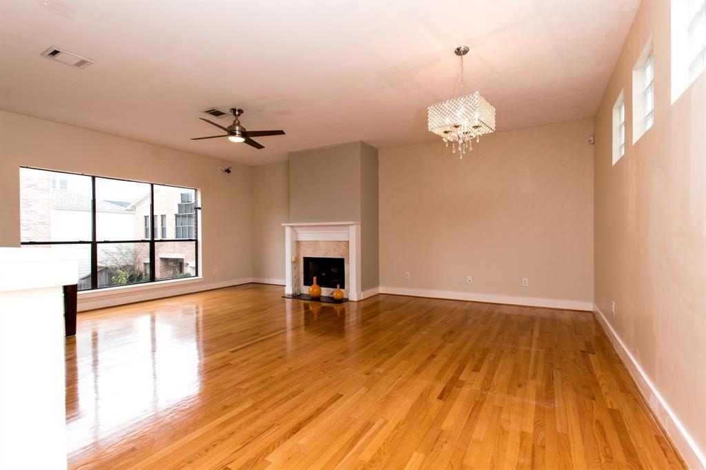 Primary Photo - 9709 Riddlewood Ln