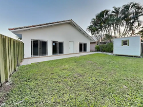 Building Photo - 8733 NW 140th Ln