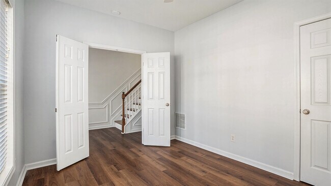 Bedroom 1 - First Floor - 3306 Chastain Gardens Dr NW