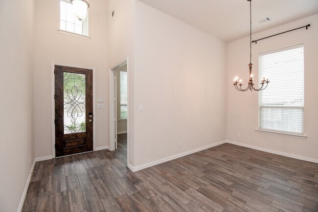 Foto del edificio - 27231 Symphony Creek Ln