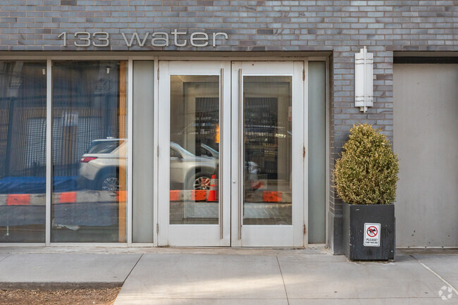 Building Photo - 133 Water St