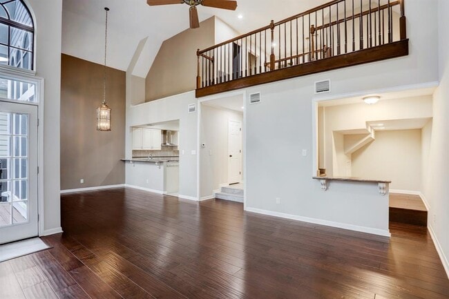 Building Photo - 1203 Normans Woods St
