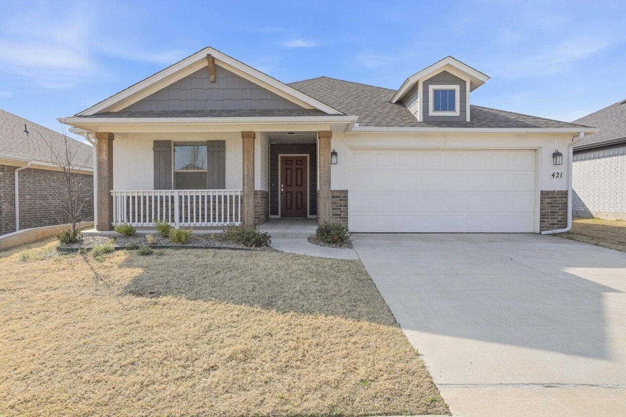 Adorable Yukon Home - Adorable Yukon Home