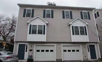 Building Photo - 1016 Middlesex St