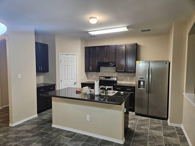 Foto del edificio - 5516 Shorthorn Dr