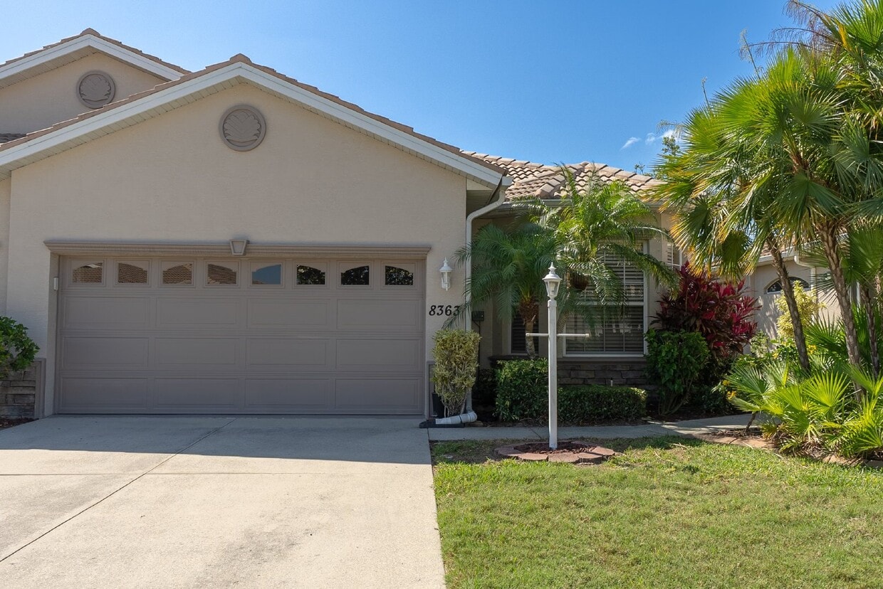 Primary Photo - 8363 Sago Ct