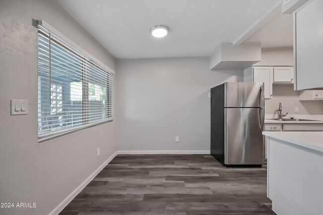Foto del edificio - 1518 W Colter St