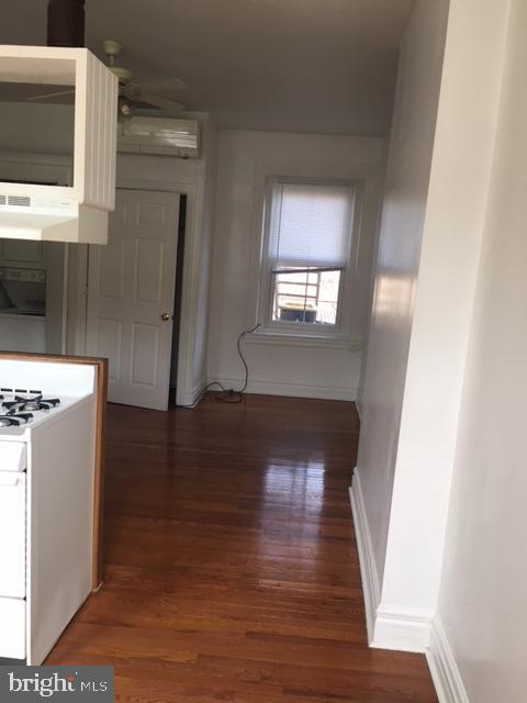 Foto del edificio - 203 S Walnut St