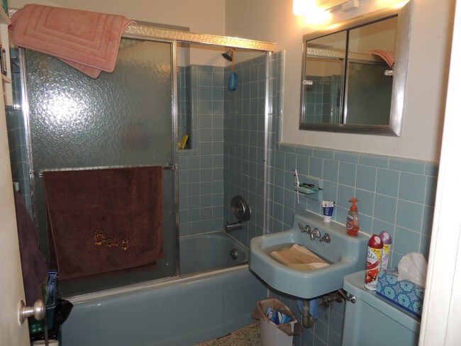 Foto del interior - 2716 NE 32nd St