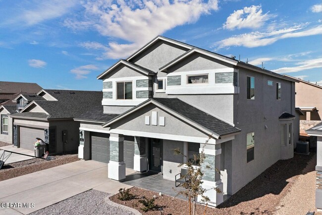 Foto del edificio - 12313 Desert Heights Ct