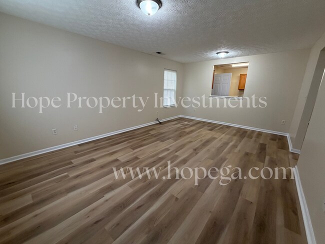 Foto del edificio - 3136 Mobley Bridge Rd