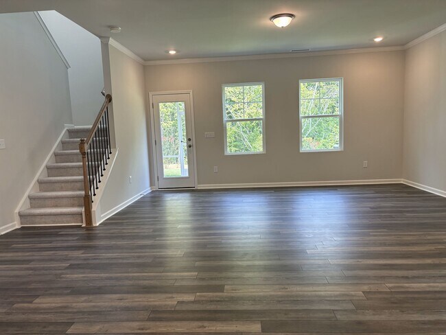 Building Photo - 303 Aster Bloom Ln